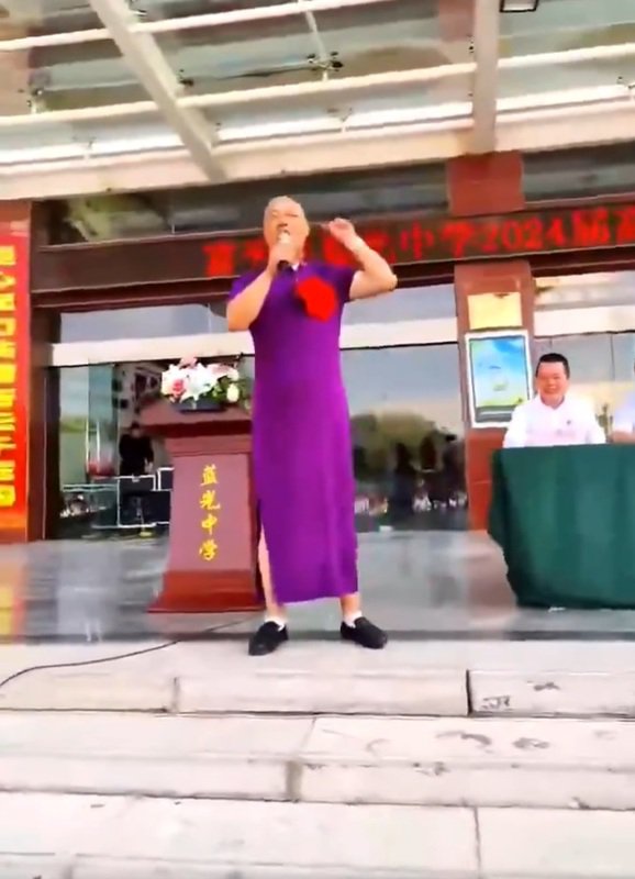 破防了!热传视频:弄个外国籍轻松上清华、北大 破防了!热传视频:弄个外国籍轻松上清华、北大