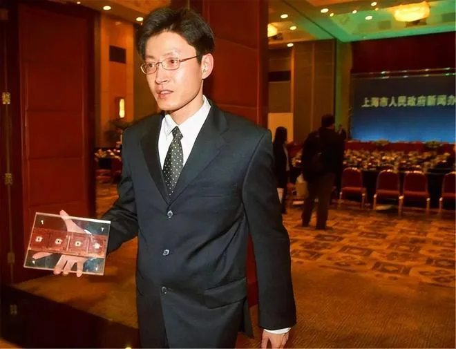 回首“汉芯”骗局:卷11亿,海归教授终有回美国 回首“汉芯”骗局:卷11亿,海归教授终有回美国